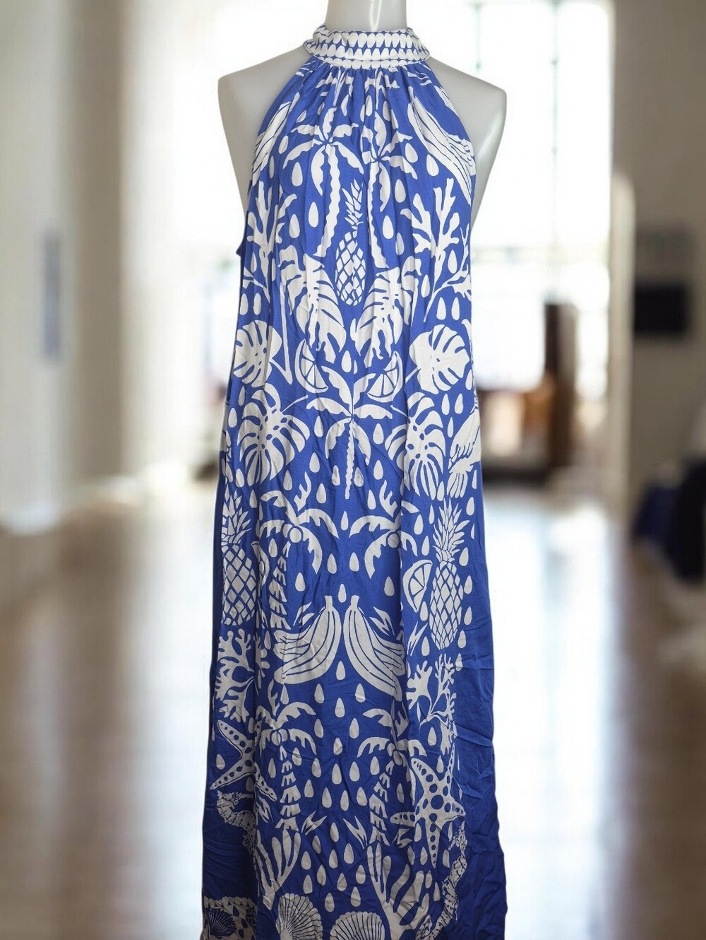 Vince Camuto Tropical Halter Maxi Dress M